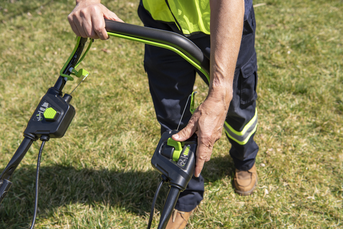 Газонокосилка аккумуляторная Greenworks 82V GC82LM61S TwinForce (без АКБ и ЗУ) 61см самоходная