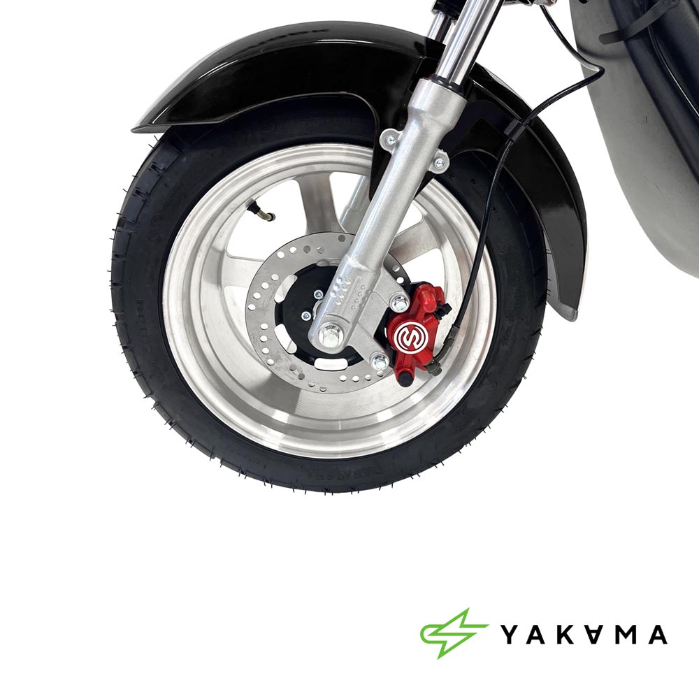 Электроскутер YAKAMA AP-H008-3 черный
