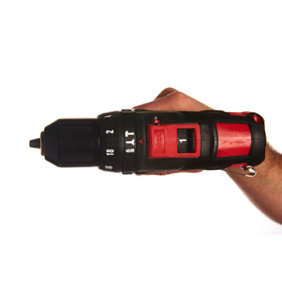 Дрель-шуруповерт Milwaukee M12 BPD-202С (4933441940)