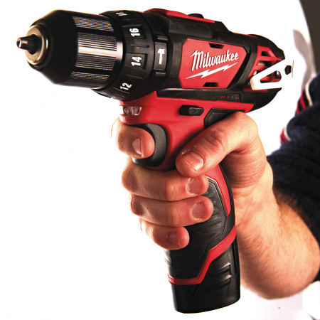 Дрель-шуруповерт Milwaukee M12 BPD-202С (4933441940)