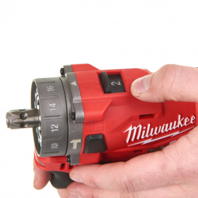 Дрель-шуруповерт Milwaukee M12 Fuel FPDX-202X (4933464136)