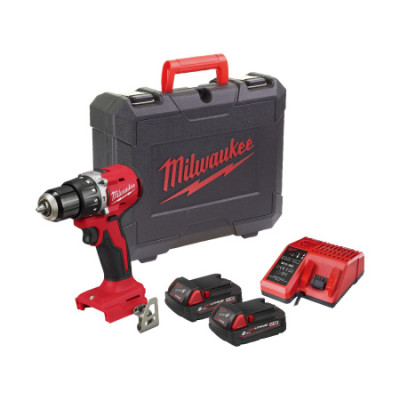 Дрель-шуруповерт Milwaukee M18 BLPDRC-202C (4933492822)