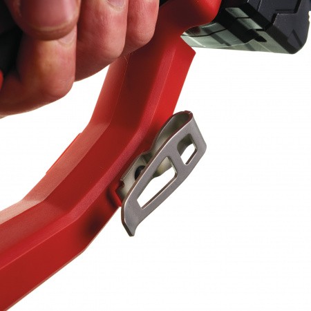 Электроножницы по металлу Milwaukee M18 BMS12-0 (4933447925)