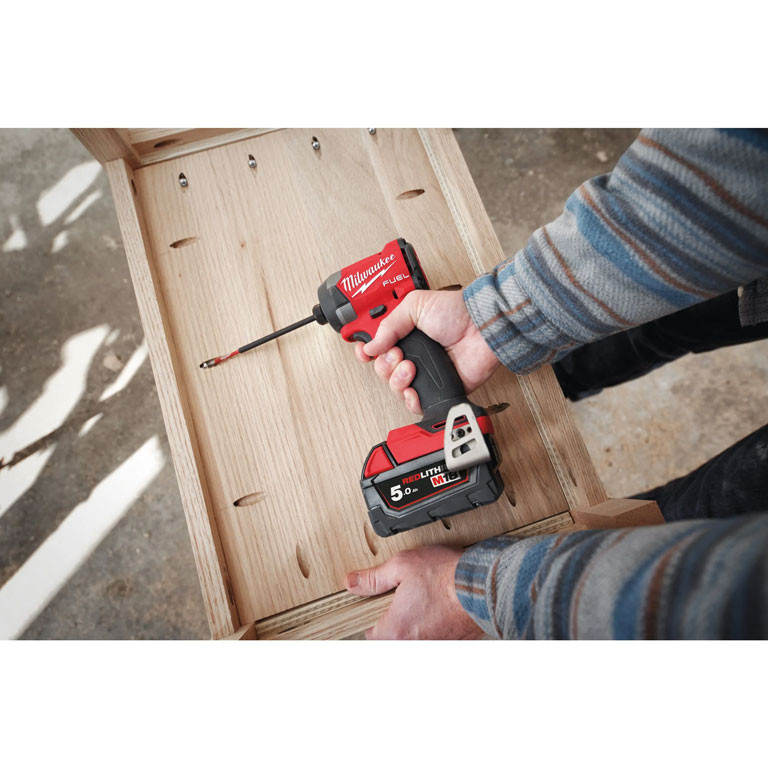 Винтоверт Milwaukee M18 FID3-0 (4933498061)
