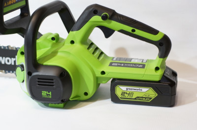 Цепная пила аккумуляторная Greenworks 24V G24CS25K4 (1хАКБ 4Ач и ЗУ) 25см