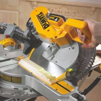 Торцовочная пила DeWalt DWS780 (DWS780-QS)