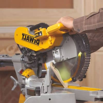 Торцовочная пила DeWalt DWS780 (DWS780-QS)