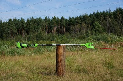 Кусторез аккумуляторный Greenworks 40V G40PHA (без АКБ и ЗУ) 51см штанговый
