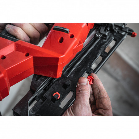 Аккумуляторный нейлер Milwaukee M18 FN15GA-0X (4933478091)