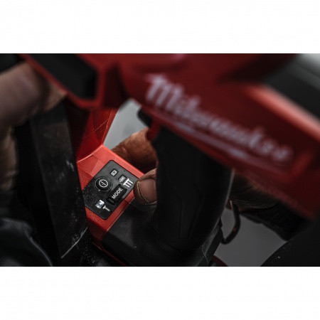 Аккумуляторный нейлер Milwaukee M18 FN15GA-0X (4933478091)