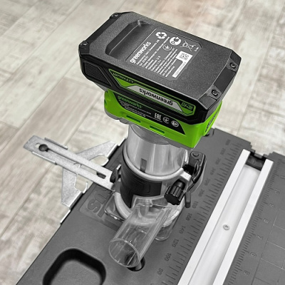 Фрезер аккумуляторный Greenworks G24RO 24V (без АКБ и ЗУ)