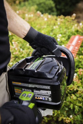 Кусторез аккумуляторный Greenworks 82V GC82HT (без АКБ и ЗУ) 66см