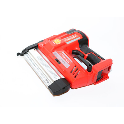 Аккумуляторный гвоздезабиватель (картон, без аккум.), 18В, макс.длина гвоздей 50мм, макс.длина скоба 40мм, до 100 гвоздей