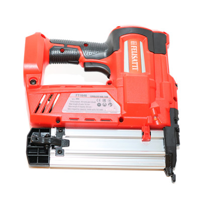 Аккумуляторный гвоздезабиватель (картон, без аккум.), 18В, макс.длина гвоздей 50мм, макс.длина скоба 40мм, до 100 гвоздей