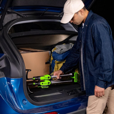 LED-прожектор подкапотный аккумуляторный Greenworks G24UHL 24V (без АКБ и ЗУ)