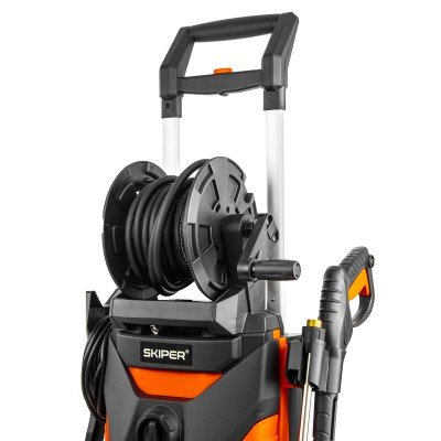 Мойка высокого давления SKIPER PM-210 PRO (2800Вт; 210 Бар; 8м шланг; 19,5кг; бесщ.дв;катушка;щётка)