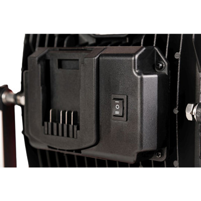 PWL20H-20A- Аккумуляторный фонарь, SOLO, Li-ion, 20В., 10/20Вт, 900/1900 лм, вращ 360град, LED (без АКБ и ЗУ)