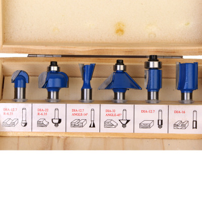 Набор фрез 12*8 B чем.