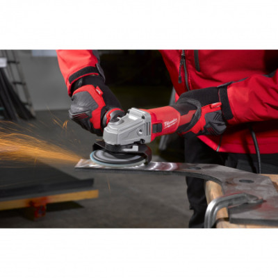 Угловая шлифмашина Milwaukee AGV 13-125 XE (4933451218)