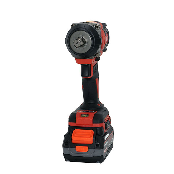 Аккумуляторный ударный гайковерт 650Нм (кейс, 1 аккум. 4,0Ач, ЗУ 4А), М-серия