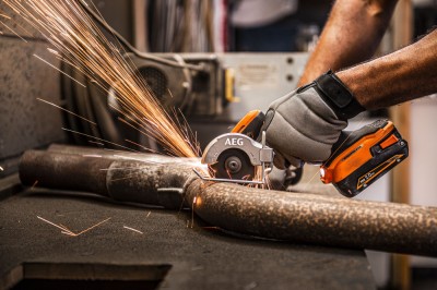 Пила циркулярная аккумуляторная AEG BMMS 18SBL-0 (без батареи)