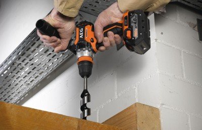 Дрель-шуруповерт ударная аккумуляторная бесщеточная AEG BSB18CBL-0 (без батареи)