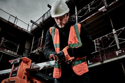 Пила сабельная аккумуляторная AEG BUS 18C2-0 (без батареи)