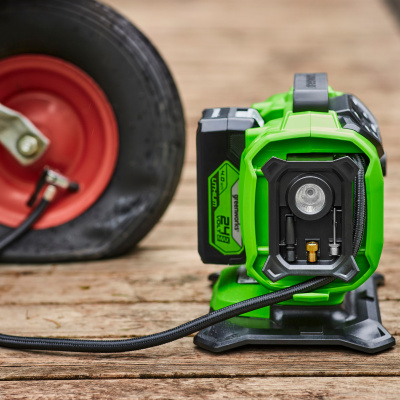 Компрессор автомобильный аккумуляторный Greenworks ACG301 24V/12V (от сети автомобиля), без АКБ и ЗУ