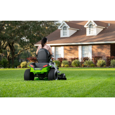 Трактор садовый Greenworks 82V GC82LT107 (без АКБ и ЗУ)
