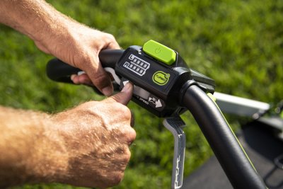 Газонокосилка аккумуляторная Greenworks 40V GD40LM48SP (без АКБ и ЗУ) 48см самоходная