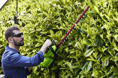 Кусторез аккумуляторный Greenworks 40V G40HT61 (без АКБ и ЗУ) 61см