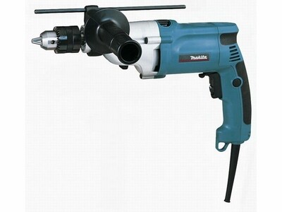 Дрель ударная MAKITA HP 2050 в чем.