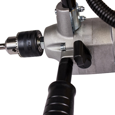 Мотодрель, 0,6 кВт/0,8 лс, 23 см.куб., патрон 1,5-13 мм