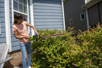 Кусторез аккумуляторный Greenworks 40V G40HT61 (без АКБ и ЗУ) 61см