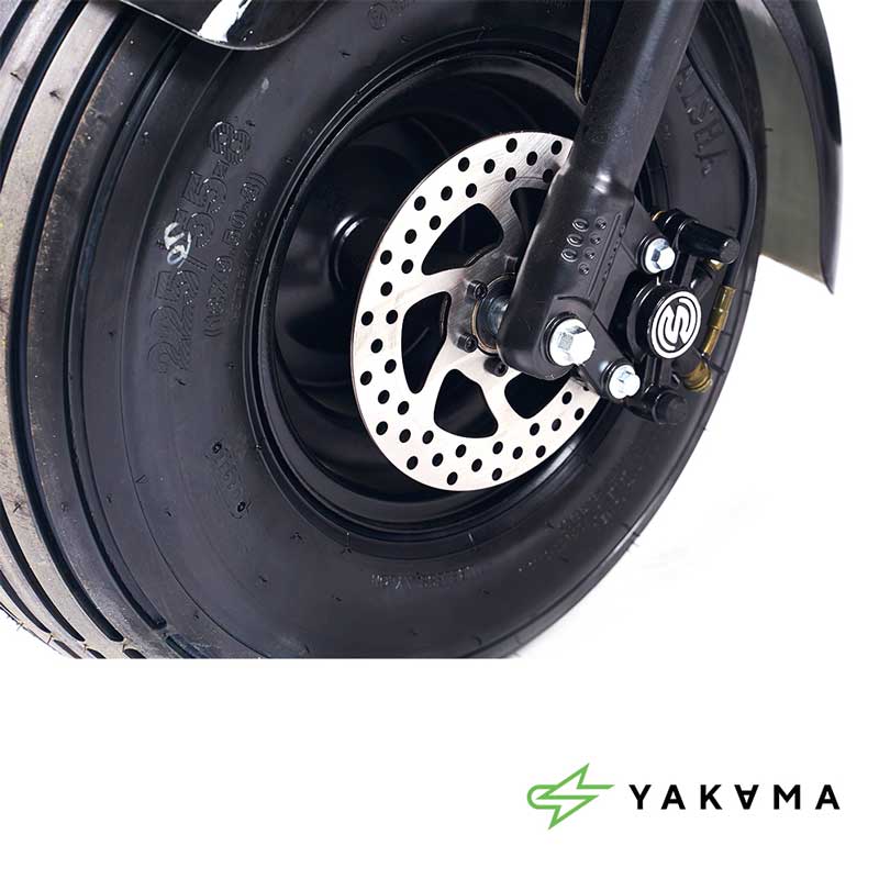 Электроскутер YAKAMA AP-H009-2 черный